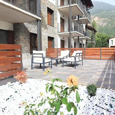 Check-in Casas Mala De Anciles Διαμέρισμα Benasque